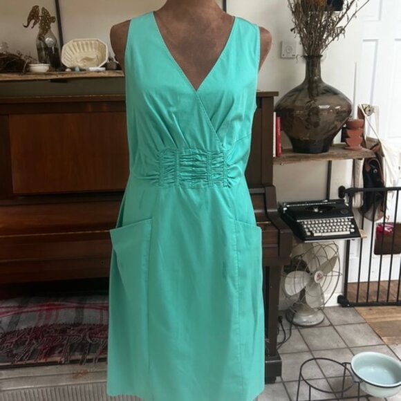 Elie Tahari Aqua Blue Sleeveless Sheath Dress | Elegant Midi with Ruched Waist - Picture 1 of 13